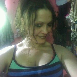 Meet your Posher, Deangela